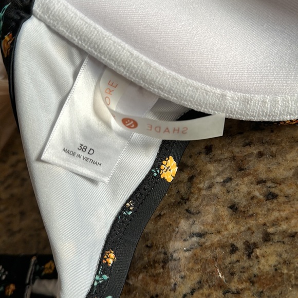 Floral Bikini - Picture 4 of 5